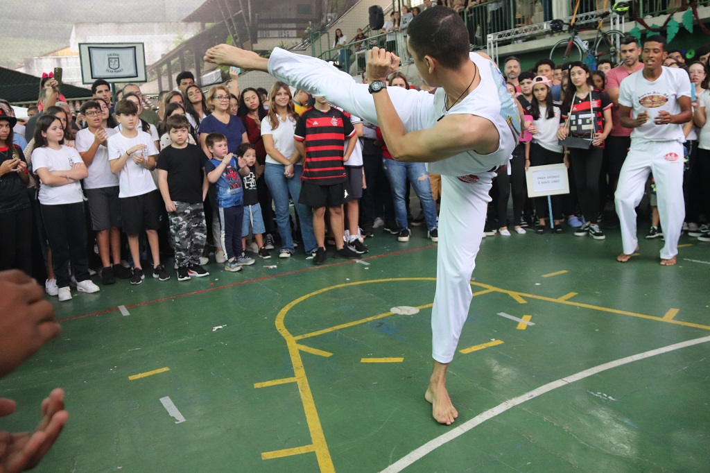 Feira de Valorização da Vida agitou o colégio no útimo sábado